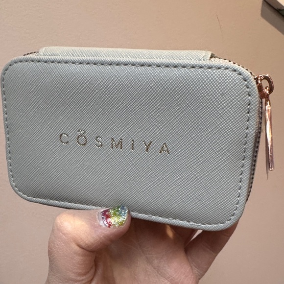cosmiya Accessories - Cosmiya Jewelry Organizer